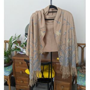 ⭐️NWOT 100% CASHMERE mediumweight Johnstons Scottish tartan stole shawl wrap